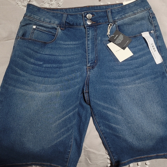 Shorts - Picture 5 of 5